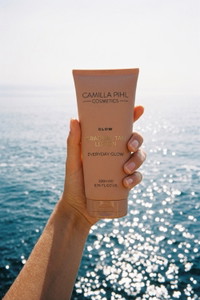 Glow Gradual Tan Lotion